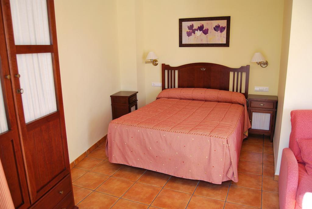 Hotel La Piedra Del Mediodia Cirat Pokój zdjęcie