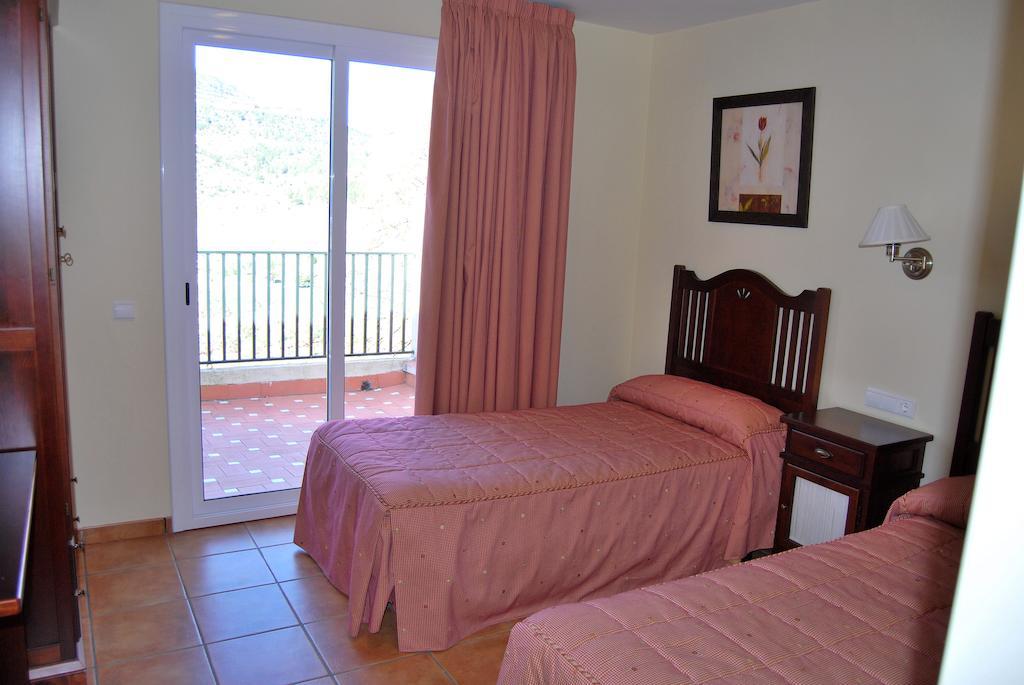 Hotel La Piedra Del Mediodia Cirat Pokój zdjęcie