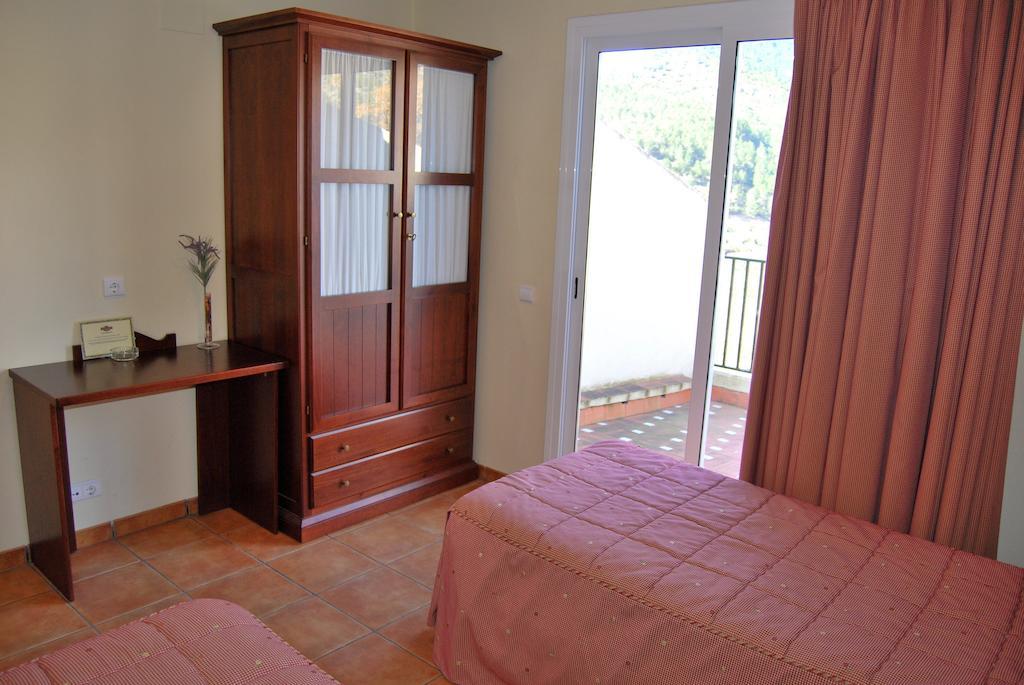 Hotel La Piedra Del Mediodia Cirat Pokój zdjęcie