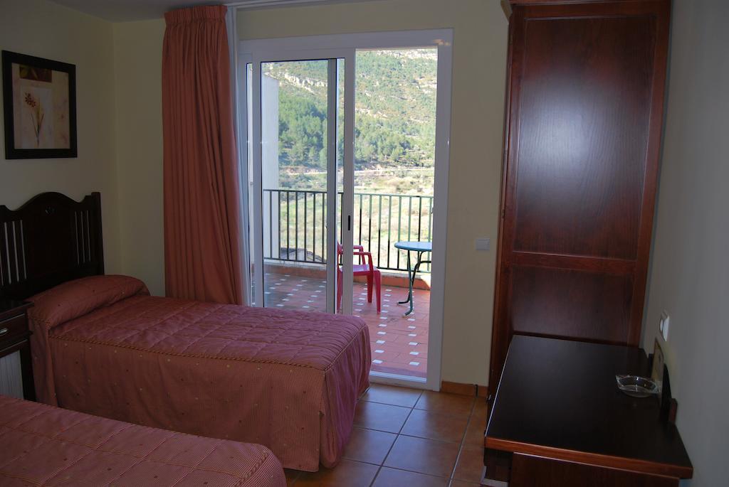 Hotel La Piedra Del Mediodia Cirat Pokój zdjęcie