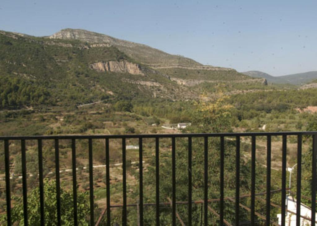 Hotel La Piedra Del Mediodia Cirat Zewnętrze zdjęcie